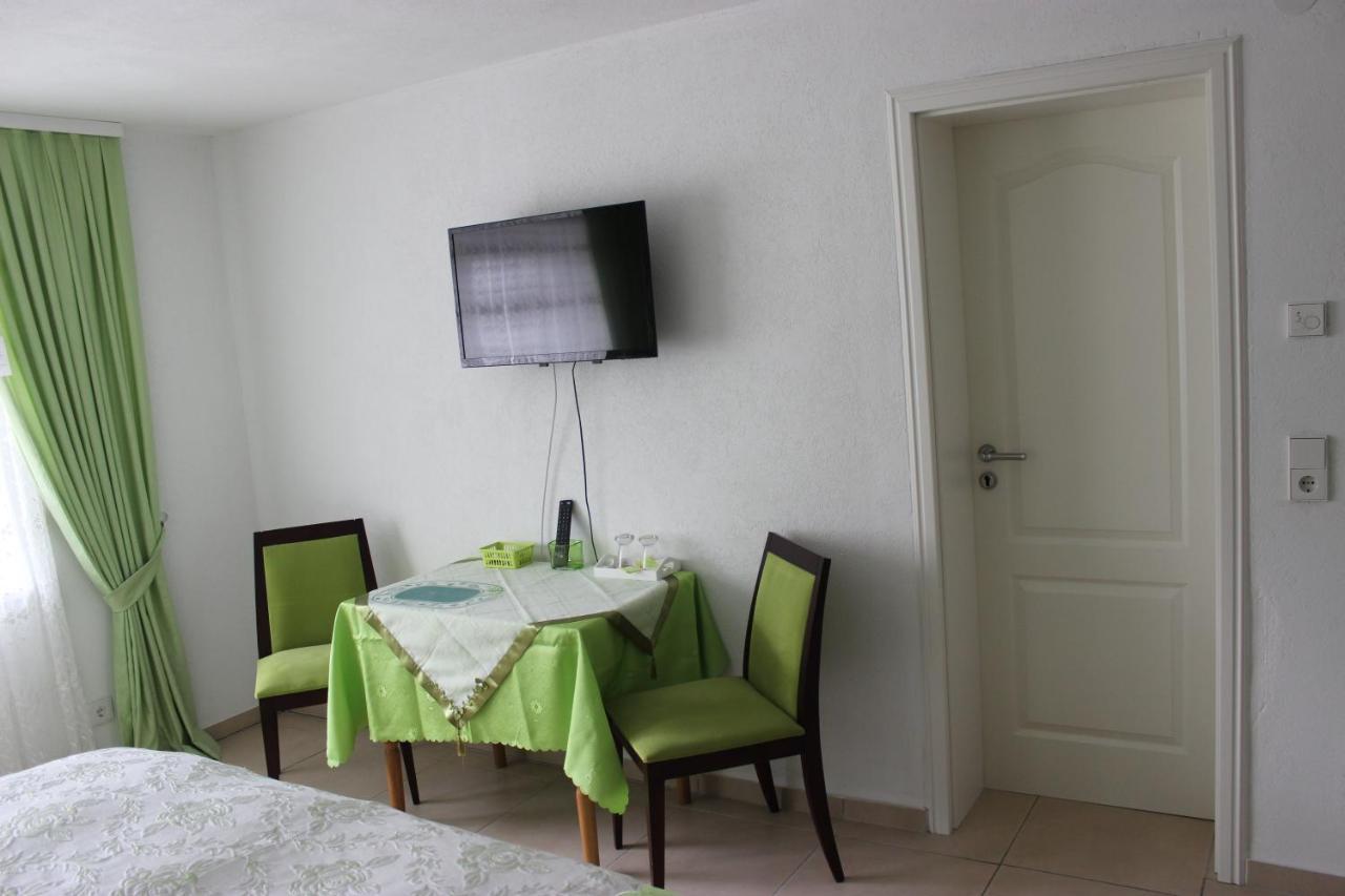 Bodensee Pension Иберлинген Экстерьер фото
